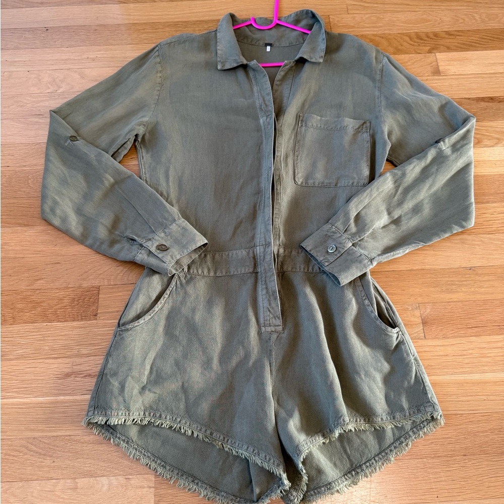YOUNG FABULOUS & BROKE RIVER ROW EDGE ROMPER IN CADET PIGMENT WASH SIZE SMALL - Picture 4 of 16